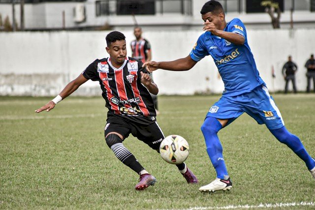 Serra comemora 93 anos com goleada sobre o Linhares na Copa ES