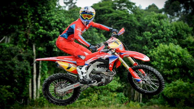 Aracruzense Bruno Crivilin conquista título português de Enduro