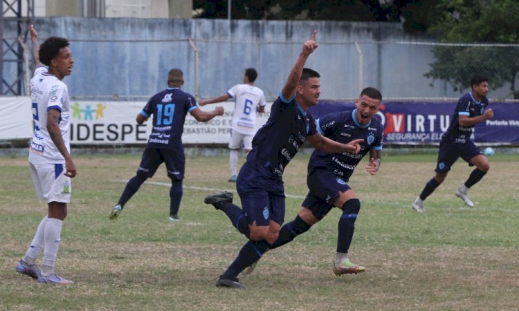 Vitória vence de virada e segue vivo na Série D do Brasileirão