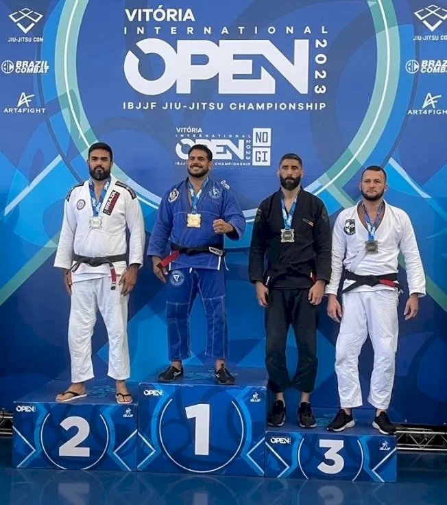 Capixaba Nacif Elias é campeão no Vitória International Open de Jiu-Jitsu