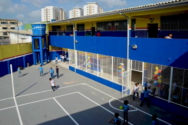 ES tem meta de construir 100 novas escolas nos próximos anos