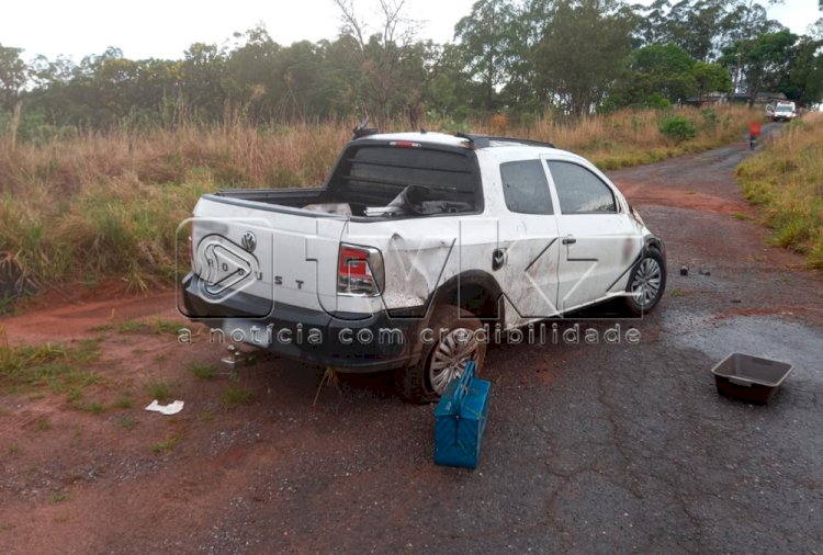 Caminhonete de Ibiraçu se envolve em acidente na BR-262 em Minas Gerais