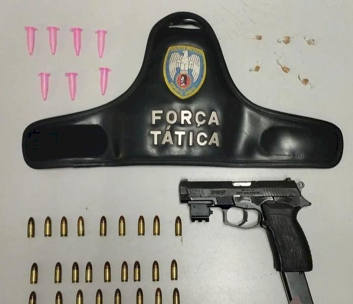 Polícia Militar realiza prisão de drogas e indivíduo com arma de fogo em Praia Grande