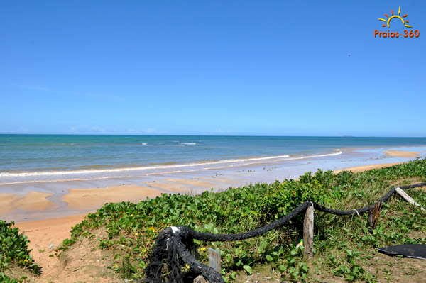 Homem desaparece ao nadar no mar em praia de Carapebus, na Serra