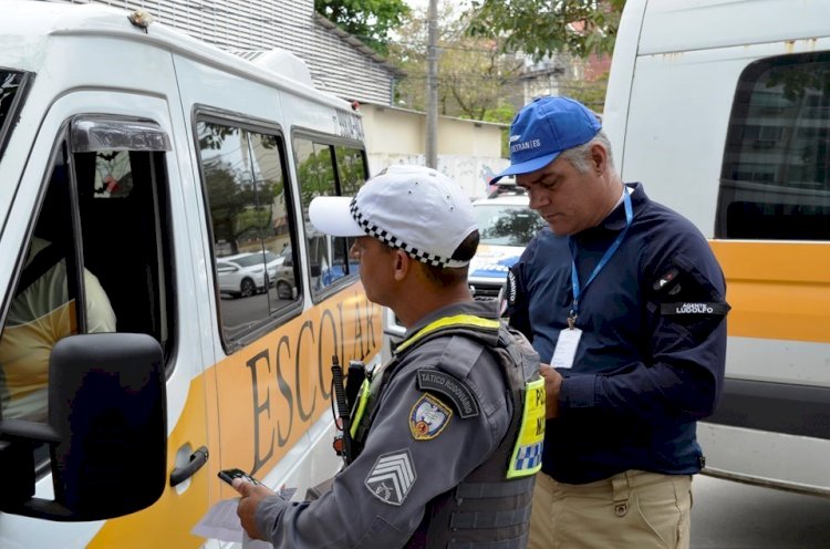 Volta às aulas: Detran|ES orienta sobre contratação do Transporte Escolar