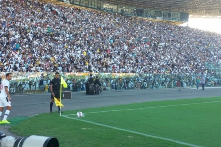 Ingressos para Vasco x Volta Redonda no Kléber Andrade estão esgotados