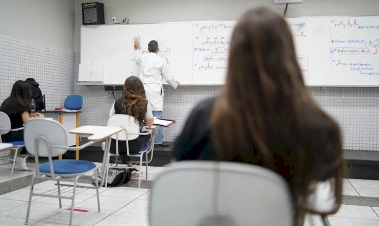 Ministério da Educação lança o Programa “Pé-de-Meia” no ES