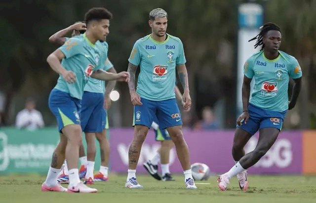 Brasil faz último amistoso antes da estreia na Copa América