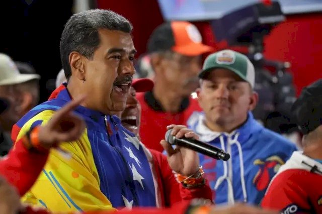 Declarado vencedor na Venezuela, Maduro defende sistema eleitoral e pede respeito à democracia