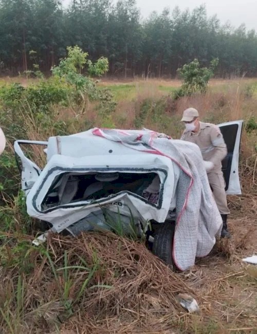 Jovem é indiciado após morte de casal em acidente de trânsito em Aracruz