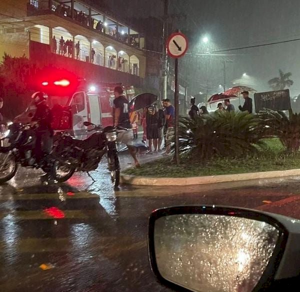 Mulher fica gravemente ferida após ser atropelada por moto em Aracruz