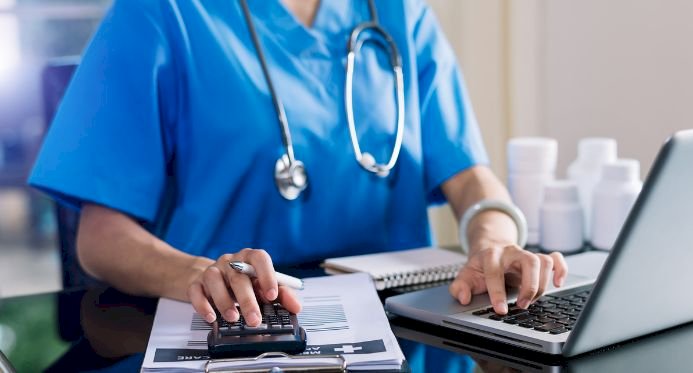 Setor de saúde registra mais de 60 mil empregos no ES
