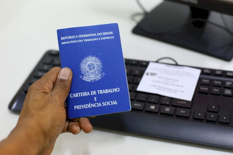 Maio termina com 5,4 mil vagas de emprego no ES